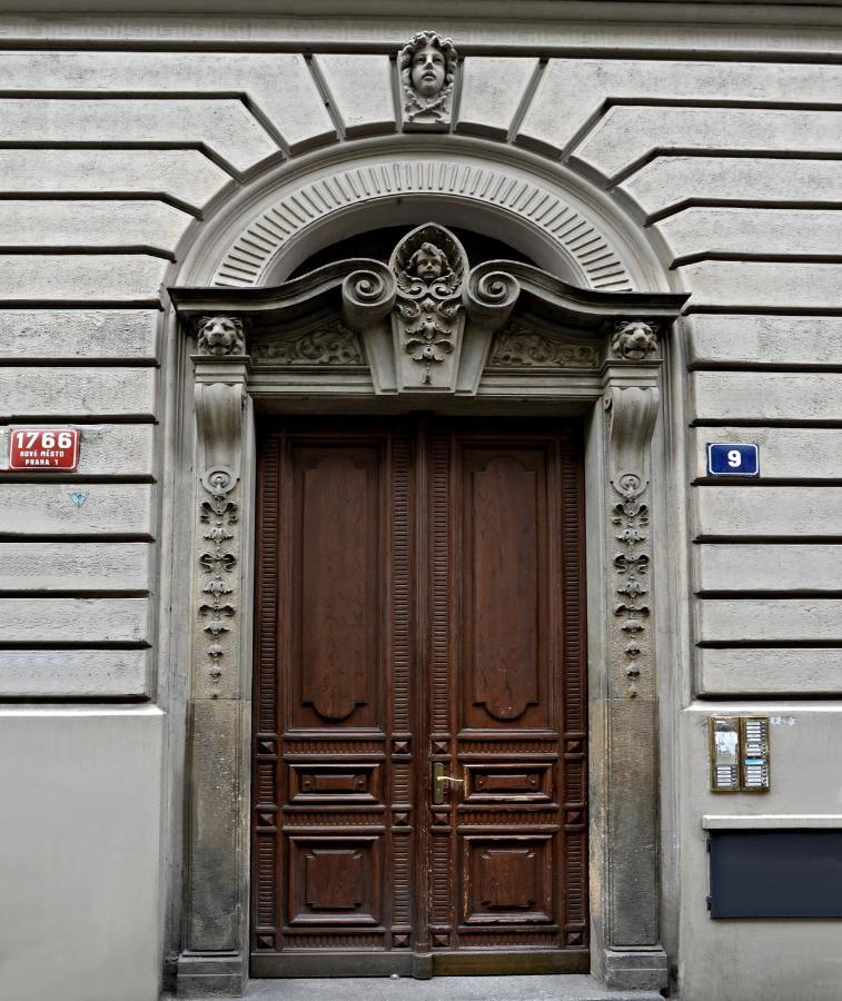 Magnificent King Suite Prague Exterior photo